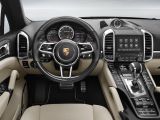 Lineport Rent A Car'dan Porsche Cayenne