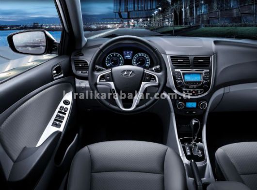 VIAGO RENT A CAR'dan Hyundai Accent Blue