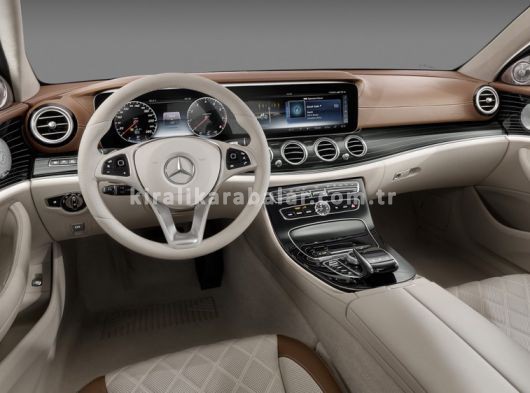 Uzman Vip Car Rental'den Kiralık Mercedes Benz E Serisi